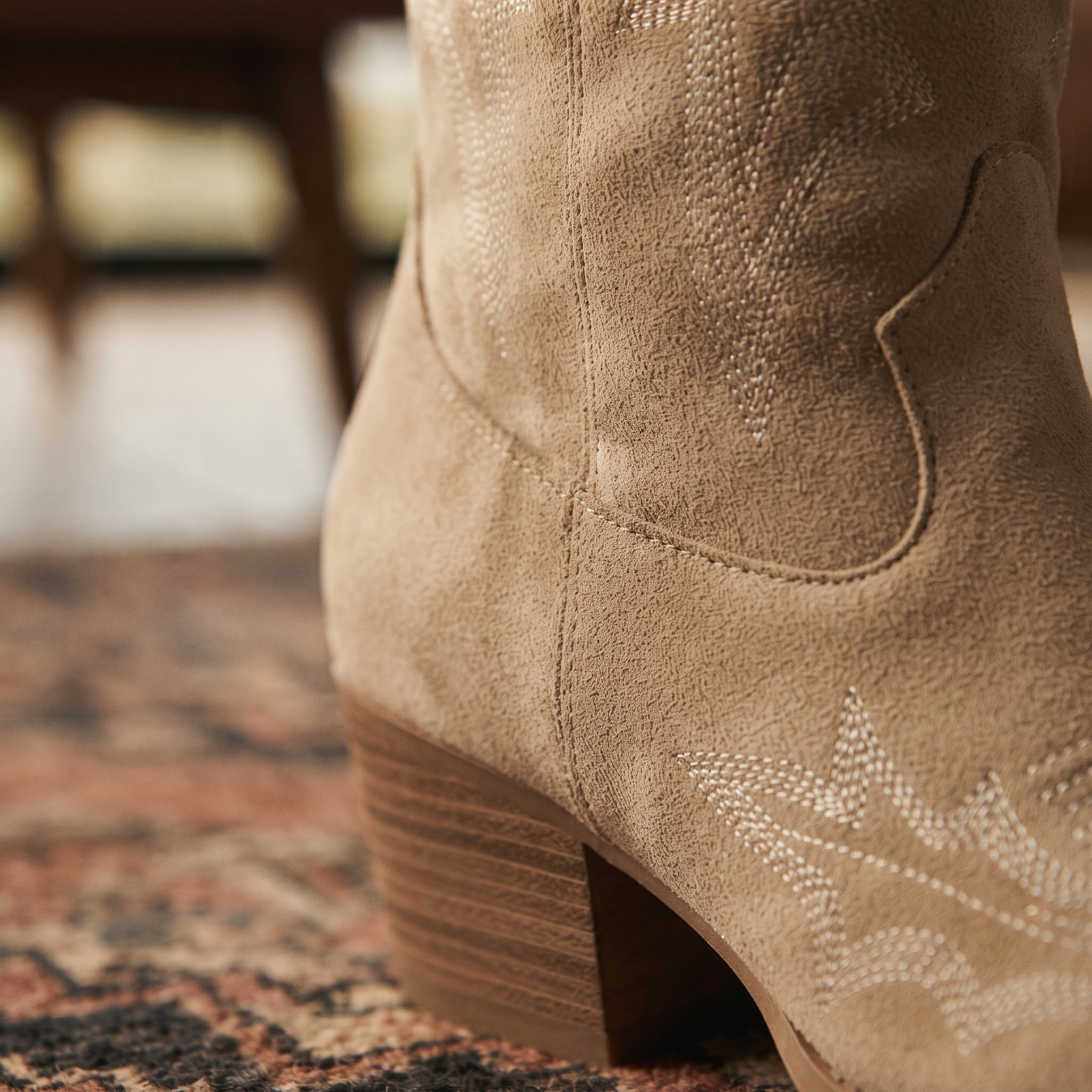 FOMOTI Women's Vintage Embroidered High-Heel Cowboy Boots